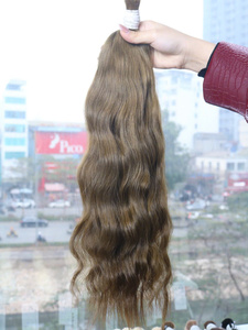 Extensiones de Cabello Humano Natural de Alta Calidad con Puntas Gruesas, Estilos de Ondas Naturales y Ondas de Agua para Atuendos Elegantes - Product Image 3