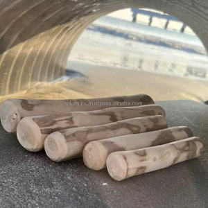 Mordedor de Madera de Café Premium para Perros, Juguete y Accesorio Natural y Duradero para Mascotas, Hecho en Vietnam - Product Image 1