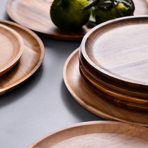 Plateau rond en bois massif japonais pour fruits, gâteaux, collations, thé - Assiette en bois élégante - Product Image 1