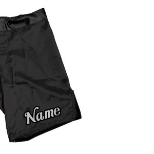 Shorts de boxe personnalisés en polyester noir avec taille élastique, vêtements d'entraînement et de combat durables pour toutes les saisons - Product Image 2