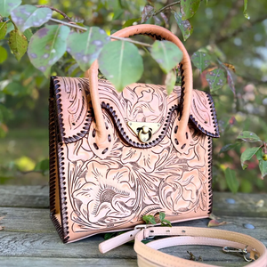 Sac à main vintage en cuir véritable pour femmes |   Sac à main Western fait main avec motif floral en relief - Product Image 4