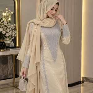 Robe Abaya musulmane modeste pour femmes, longueur ras du sol, en polyester vert olive, robe de soirée champagne, ornée de strass argentés complexes - Product Image 3