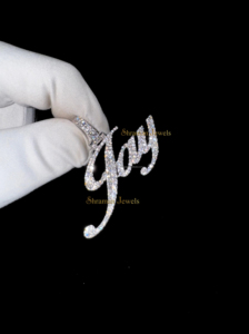 สร้อยคอทองคำแท้ 14K ประดับเพชรโมอิสซาไนต์ ตัวอักษรแบบคัสตอม จี้รูปตัวอักษรแบบหนา ดีไซน์ทันสมัย เหมาะสำหรับทั้งชายและหญิง เป็นของขวัญสุดพิเศษ - Product Image 4