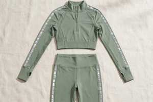 Ensemble haut et leggings rose pour femme, col demi-zip, manches longues, uni, respirant, en coton, anti-rétrécissement, coupe ample, tenue de sport et d'entraînement - Product Image 3