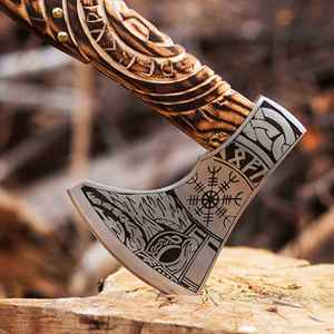 Hache à barbe sculptée à la main avec tête en acier au carbone gravée de runes, lame de 4 pouces, manche en bois de frêne pour la survie en extérieur - Product Image 5