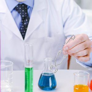Pinces en fer à ressort pour plaquage, fournitures de laboratoire, résistance aux hautes températures et à la corrosion, pince de maintien fixe pour tubes à essai - Product Image 5