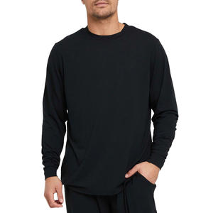 T-shirt homme manches longues de haute qualité, design simple et élégant, idéal pour le sport, les loisirs, les vacances et les tenues quotidiennes confortables. - Product Image 1
