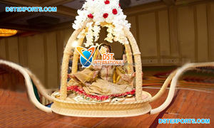 Doli ชุดแต่งงานสำหรับเจ้าสาวสไตล์มหาราชานี,Trendsetting Bride Doli สำหรับทางเข้าแต่งงาน Doli และ Palki ที่น่าตื่นตาตื่นใจสำหรับเจ้าสาวชาวอินเดีย - Product Image 3