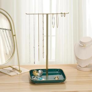 Elegante Organizador de Joyas con Barra Larga para Colgar Collares y Pulseras, Base Profunda, Moderno, Ahorra Espacio, Exhibidor para Tocador - Product Image 1