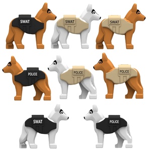 MOC ville militaire animaux Police chien blocs de construction SWAT <span class=keywords><strong>Mini</strong></span> figurines gilet pour animaux de compagnie accessoires briques jouets - Product Image 1