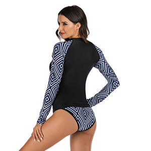 Camiseta de Protección Solar de Secado Rápido Personalizada, Sublimada, de Manga Larga, para Mujer, para Surf, OEM - Product Image 5