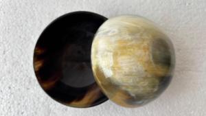 Lámpara de Sal de Cerámica Natural Ecológica Hecha a Mano, Portátil, de Arte Moderno Coleccionable, Única, para Servir Ensaladas y Granos Orgánicos - Product Image 6