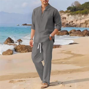 Conjunto Deportivo Personalizado con Logotipo, Sudadera con Capucha y Pantalones Rosa Unisex, Manga Larga, Cordón Ajustable, Ropa Casual de Otoño, 100% Algodón, Impresión por Transferencia de Calor - Product Image 3