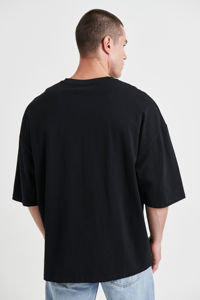 Camiseta Oversize de Manga Corta 2025 en Oferta, Hecha de Algodón de Alta Calidad, Nuevo Diseño, Camisetas Oversize para Hombre con Servicio OEM - Product Image 2