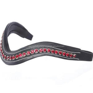 Diadema para caballo de cuero genuino con costuras blancas duraderas y acolchado suave de piel de vaca, adornada con cristales decorativos y piedras elegantes. Tamaños personalizados. - Product Image 2