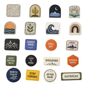 Parches de PVC/Goma 3D en Relieve Personalizados de Alta Calidad, Resistentes al Agua, Duraderos, Cosidos/Adhesivos, Ecológicos, para Ropa, Sombreros y Bolsos - Product Image 1