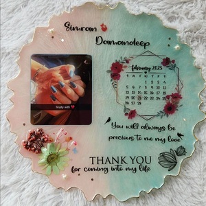 Round Resin <b>Photo</b> <b>Frame</b> with <b>Gold</b> Foil and Dried Flowers Vertical Tabletop Easel Display - Product Image 6