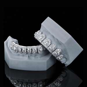 Grillz de Diamantes Ajustables de Alta Demanda para Dientes Superiores e Inferiores, Ajuste Cómodo, Disponibles a un Precio Competitivo - Product Image 6