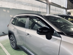 แผ่นบังแดดหน้าต่างรถยนต์ HIC วัสดุ PMMA สำหรับ TOYOTA RAV 4 ปี 26 ขึ้นไป  100% ใช้ได้กับรุ่นนี้ - Product Image 1