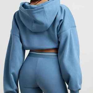 Nouvel ensemble décontracté 2 pièces pour femme : crop top à capuche et short, style urbain tendance - Product Image 4
