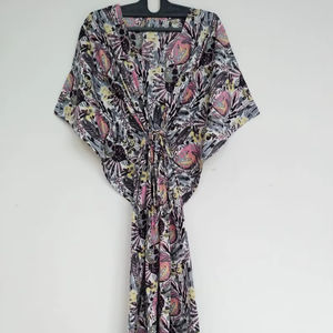 Vestido Kaftán de Algodón Hecho a Mano en India, Ligero, Amarillo, para Playa o Verano - Product Image 1