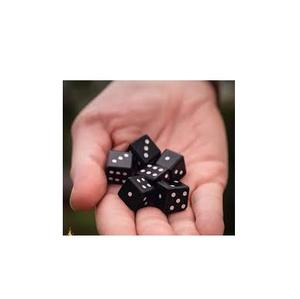 Dés de jeu cubiques en corne de buffle polie, faits à la main, de haute qualité, écologiques, avec design et taille personnalisés - Product Image 2