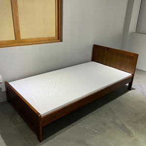 Camas de Madera Sólida para Dormitorios, Diseños de Alta Calidad a Precio Económico, Bajos Impuestos, Hechas en Vietnam - Product Image 2