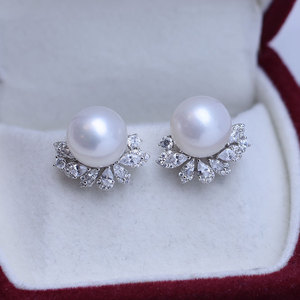 Boucles d'oreilles clous en perles d'eau douce de 11 mm haut de gamme Zhuji pour femmes, en or 18 carats, perles blanches australiennes Aurora Race, clous tendance - Product Image 4