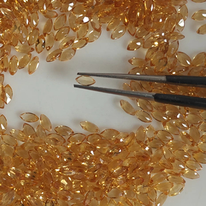 Citrino Dorado Natural, Corte Marquesa de 4x2MM, Gema de la Mejor Calidad para Joyería - Product Image 4