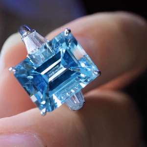 แหวนอะความารีนซานตามาเรียธรรมชาติทรงสวยหรู งานแฮนด์เมดสั่งทำพิเศษ เครื่องประดับชั้นดี ของขวัญสำหรับงานหมั้นและงานแต่งงานสำหรับผู้หญิง - Product Image 6