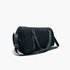 Sac de voyage week-end en cuir de qualité supérieure avec grande capacité de rangement, fermeture éclair, sac de sport décontracté, sac de voyage noir à poignée souple - Product Image 6