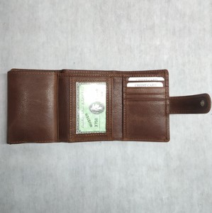 Oily Pullup Crazy Horse Leather Card Holders Cash Sleeve Aluminum Pop-up <b>RFID</b> <b>Wallets</b> Purses <b>Man</b> Wholesale Luxury Button Hasp - Product Image 2
