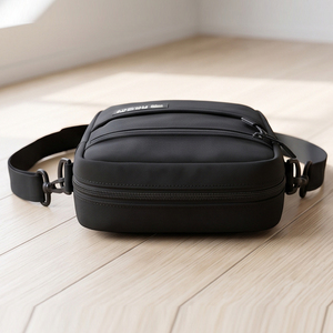 Sacs à bandoulière rouges personnalisés, sacs de poitrine isolés avec fermeture éclair, sacs à bandoulière tendance pour usage quotidien, sacs de voyage à bandoulière - Product Image 6