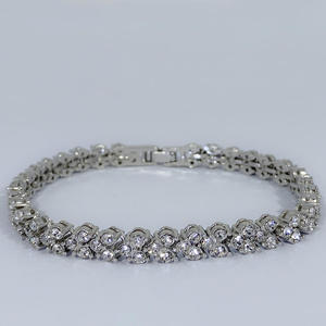 Pulsera de tenis de moissanita VVS premium con plata de ley 925, joyería para mujer, ideal para fiestas y regalos - Product Image 2