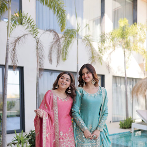 Ensemble haut-sharara-dupatta de créateur haut de gamme, style Fendy Crush, avec broderies Zari et sequins, comprenant un Kurti et un ensemble Sharara - Product Image 1