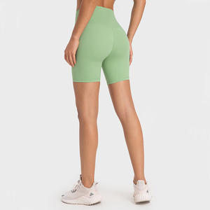Shorts cycliste taille haute pour femme, couleur unie, en polyester respirant, grande taille, coupe ajustée, taille élastique, pour délavage à la pierre - Product Image 3