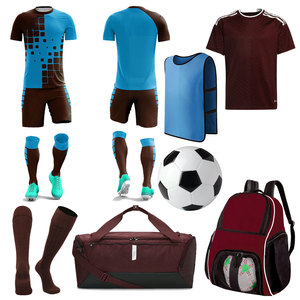 Uniforme de Fútbol Personalizado al por Mayor, Conjunto de Camiseta de Fútbol Transpirable 100% Poliéster con Nombre y Número del Equipo - Product Image 1