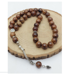 Ensemble de tasbih en bois artisanal pour accessoires de prière musulmane, améliorant la pratique du dhikr grâce à un design de perles confortable - Product Image 3