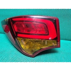 Feu arrière gauche d'occasion Santa Fe 924012W610 2012-2018 Excellent état - Product Image 2