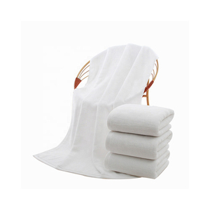 Toalla Jacquard Unisex de Alta Calidad, la Mejor Manta de Playa de Algodón con Logotipo Personalizado, Secado Rápido, Estilo Moderno para Uso Diario - Product Image 5