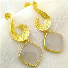 Pendientes Colgantes de Plata de Ley con Baño de Oro de 18K y Gema Blanca Monalisa en Forma de Cojín - Product Image 6