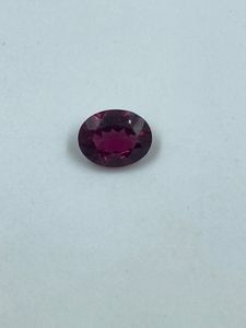 Pierre de grenat rouge naturelle taillée, gemme de haute qualité, belle forme ovale 7x9mm 1,91 carats - Product Image 4