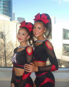 Recién llegado, uniformes de porristas verdes personalizados para mujer, traje de líder de porristas con estampado de diamantes de imitación - Product Image 5