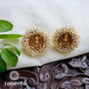 Ganesha Round Stud Earrings 18K Gold Plated Zinc Alloy with Zircon and Pearl - Product Image 2