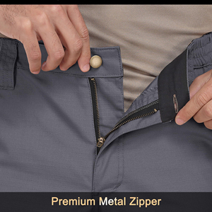 Pantalon de travail robuste, tissu personnalisé, construction robuste avec poches sécurisées pour le stockage, pour le travail professionnel et industriel. - Product Image 4