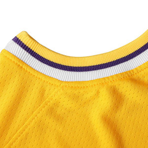 Maillot de basket-ball de haute qualité en polyester 100 %, design personnalisé, vêtements de sport d'extérieur, fabriqué au Pakistan - Product Image 5