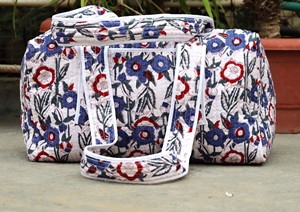 Bolsa de Lona Acolchada de Algodón con Diseño Floral, Segura para Llevar en el Avión, Bolsa de Mano Personalizada, Bolsa Organizadora de Playa - Product Image 3