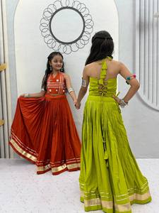 Conjunto de Lehenga Choli de Algodón Puro para Niñas, Estilo Étnico, Secado Rápido, Ideal para Graduación, Navratri, Diwali y Bodas - Product Image 3