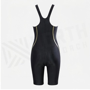 Ensemble de yoga 2 pièces imprimé papillon bleu avec finition dorée, body à col en V profond et jupe portefeuille longueur genou - Product Image 2