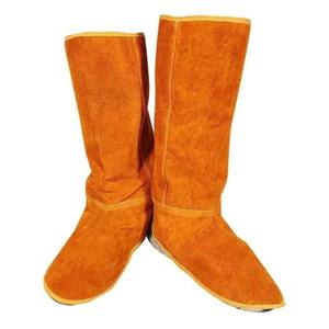 Couvre-chaussures de protection pour soudeurs en cuir de vachette, résistants à la chaleur, pour une protection des pieds robuste lors du soudage - Product Image 1